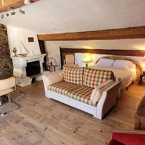 3* Guest house La Sarrazine - - Freinet,